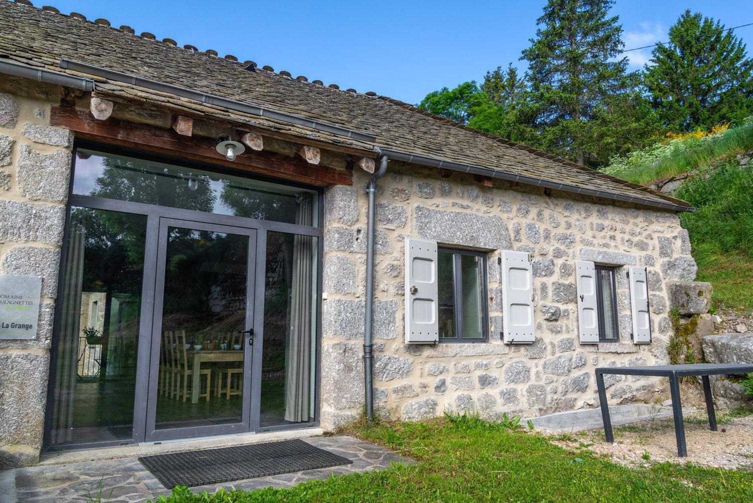 Gite De La Grange - Domaine De Coulagnettes Serverette Exterior foto